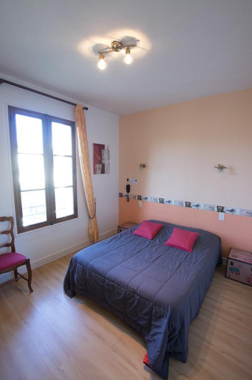 Hotel Du Commerce Millau Rom bilde