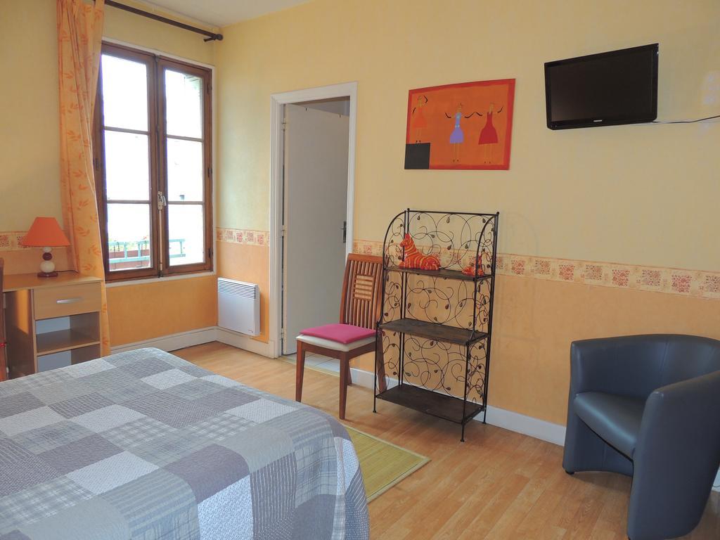 Hotel Du Commerce Millau Rom bilde