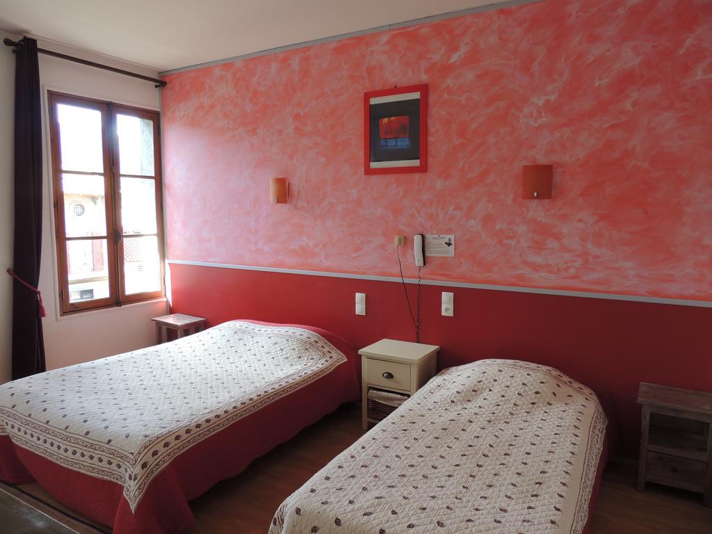 Hotel Du Commerce Millau Rom bilde